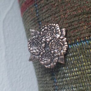 Four Roses Bourbon Whiskey Pin